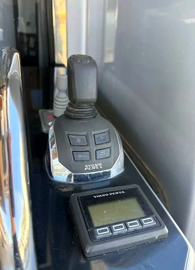 Джойстик Volvo Penta IPS